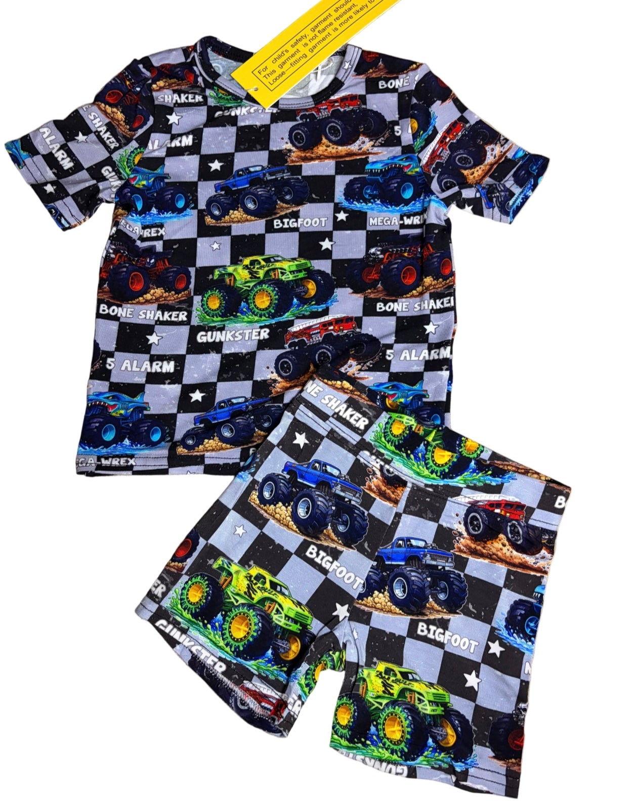 Monster Trucks 2 Piece Set